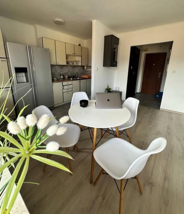 Sunny Apartment In Silesia Czeladź Buitenkant foto